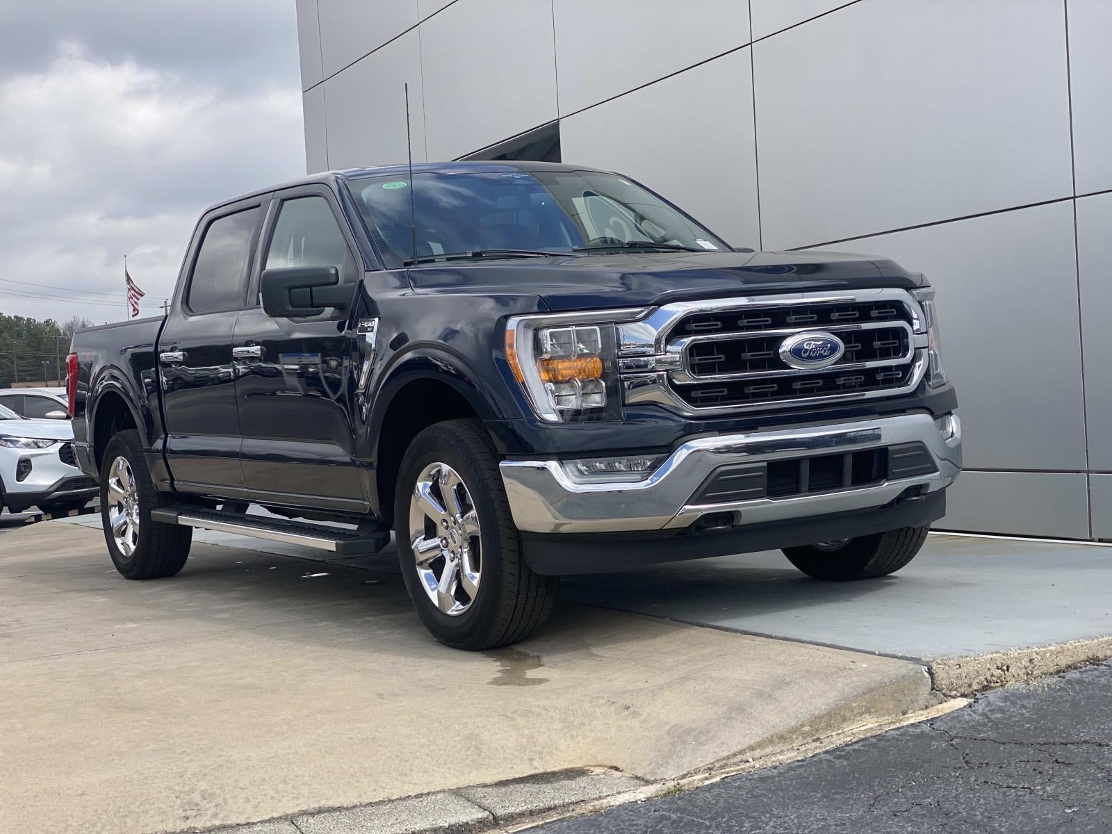 2023 Ford F-150 XLT 4WD SuperCrew 5.5' Box