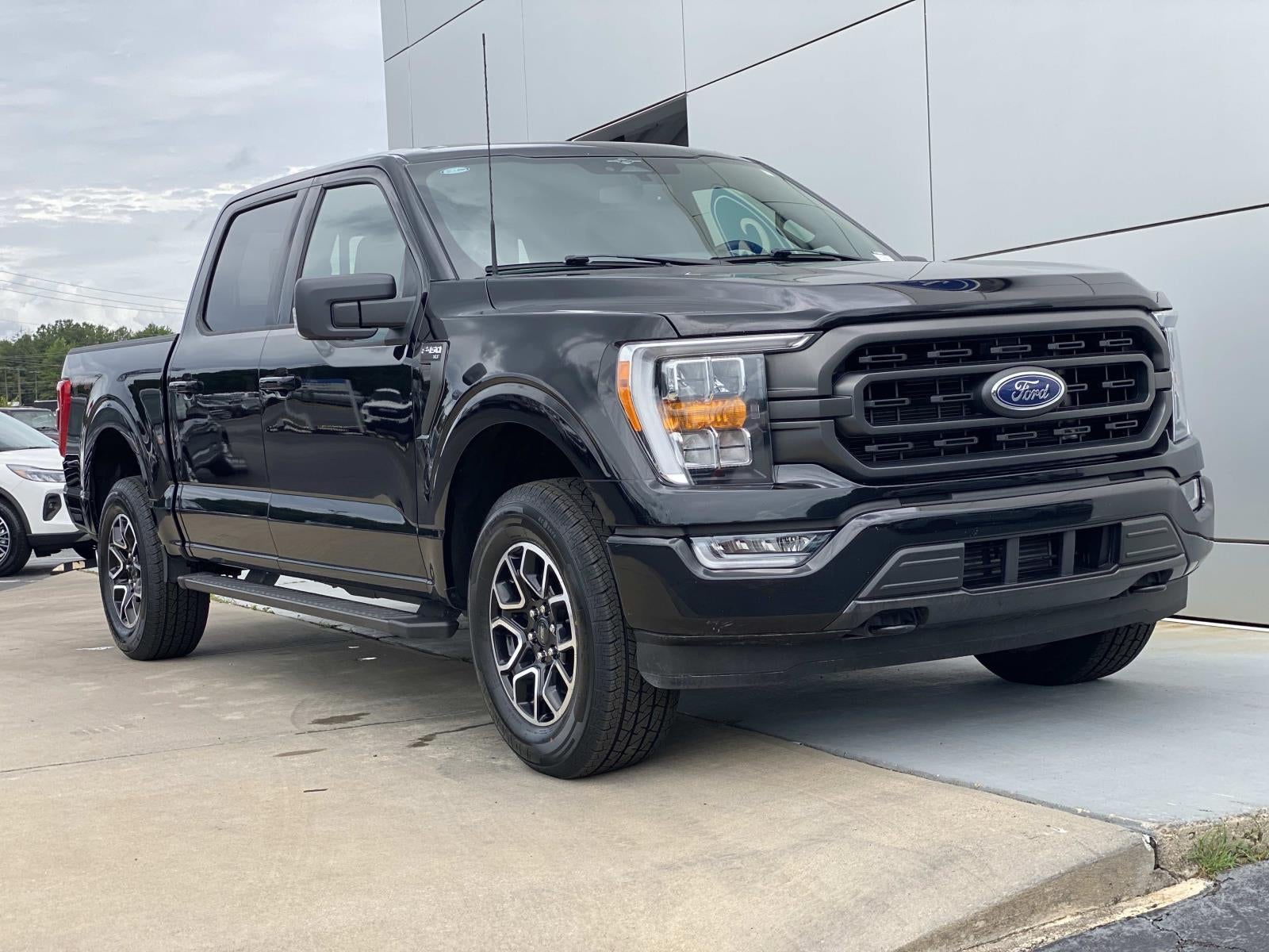 2023 Ford F-150 XL 4WD SuperCrew 5.5' Box
