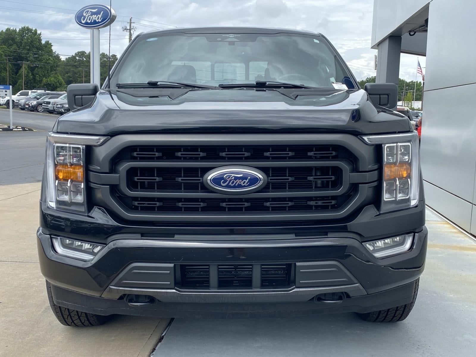 2023 Ford F-150 XL 4WD SuperCrew 5.5' Box