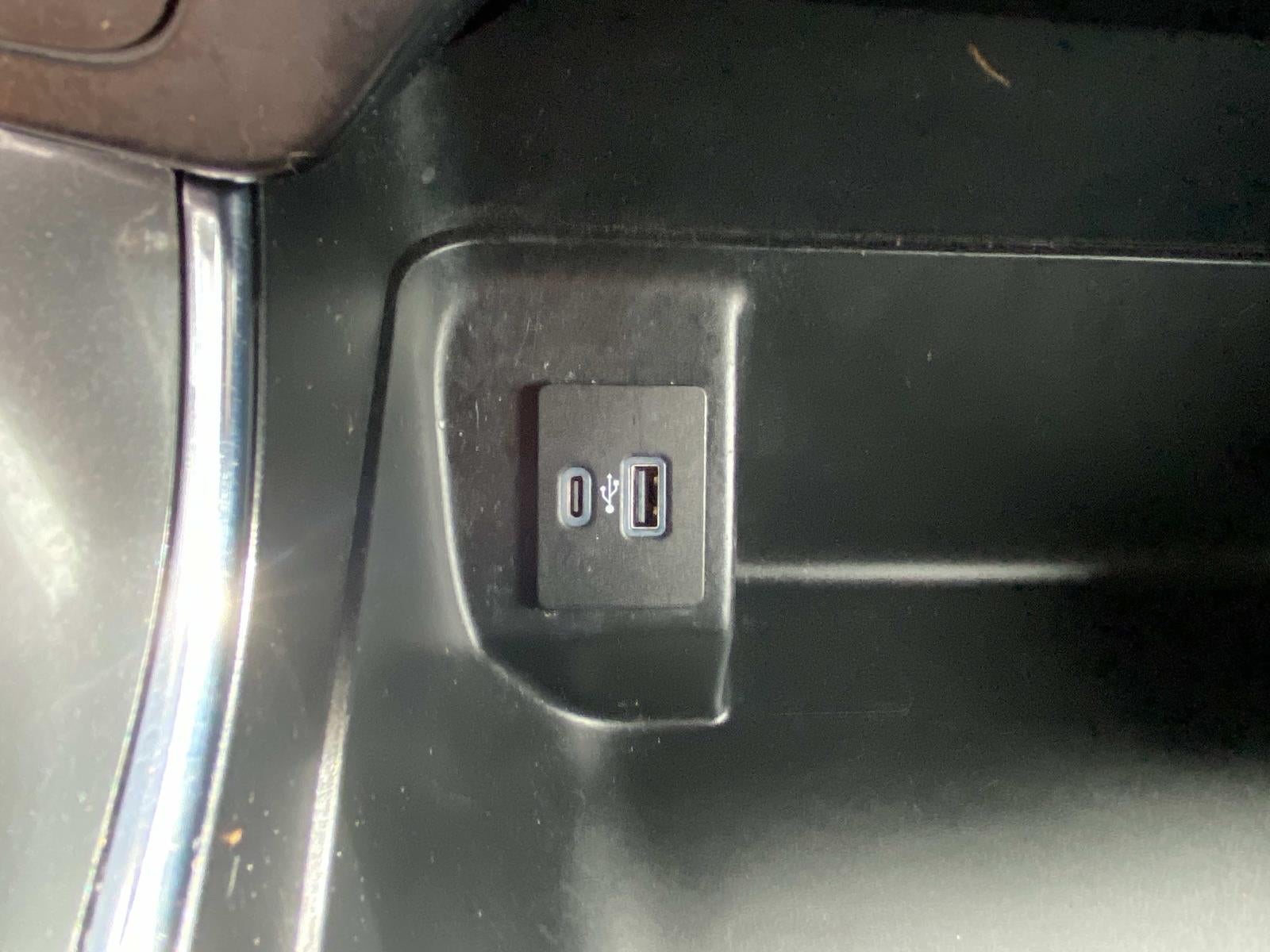 2023 Ford F-150 XL 4WD SuperCrew 5.5' Box