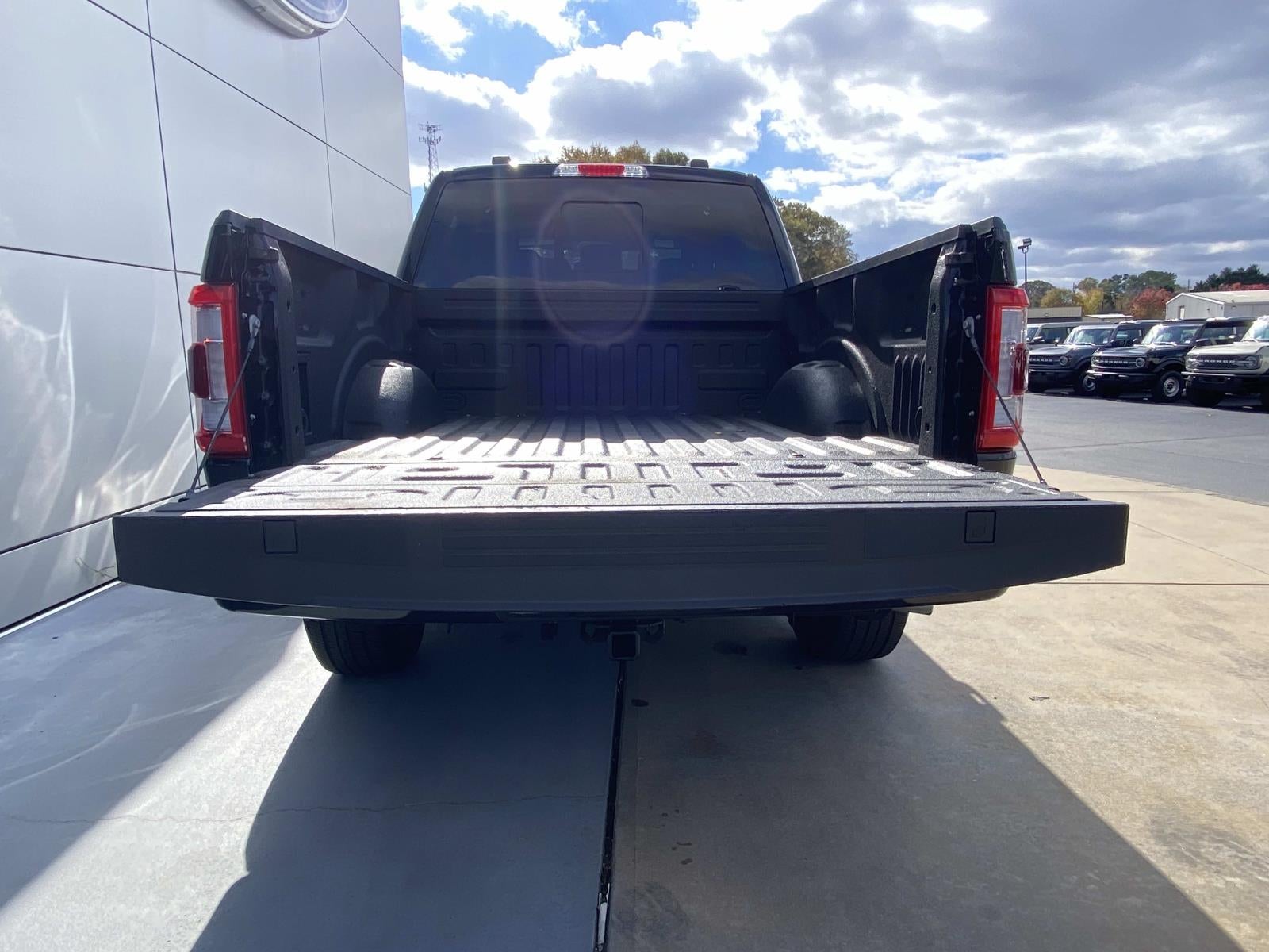 2023 Ford F-150 LARIAT 4WD SuperCrew 5.5' Box