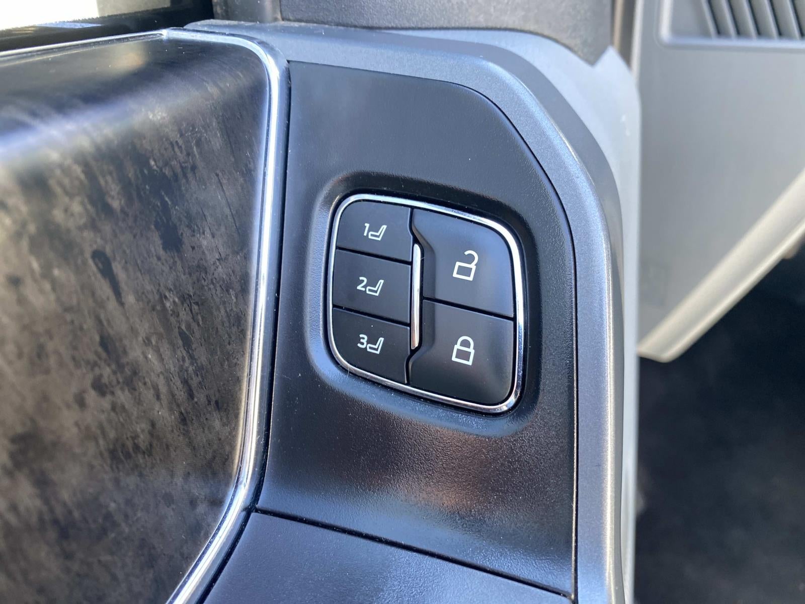 2021 Ford F-150 LARIAT 4WD SuperCrew 5.5' Box