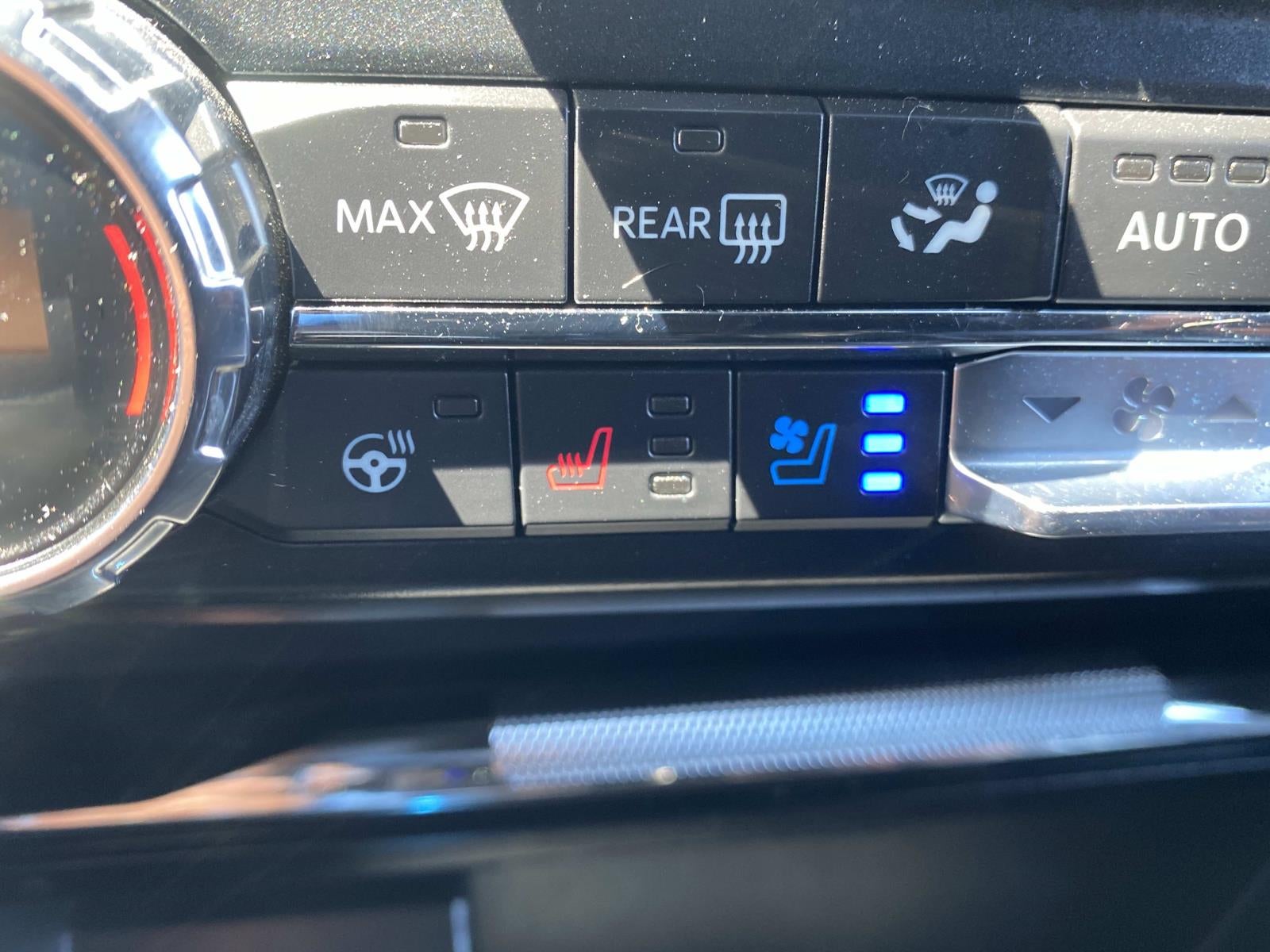 2021 Ford F-150 LARIAT 4WD SuperCrew 5.5' Box