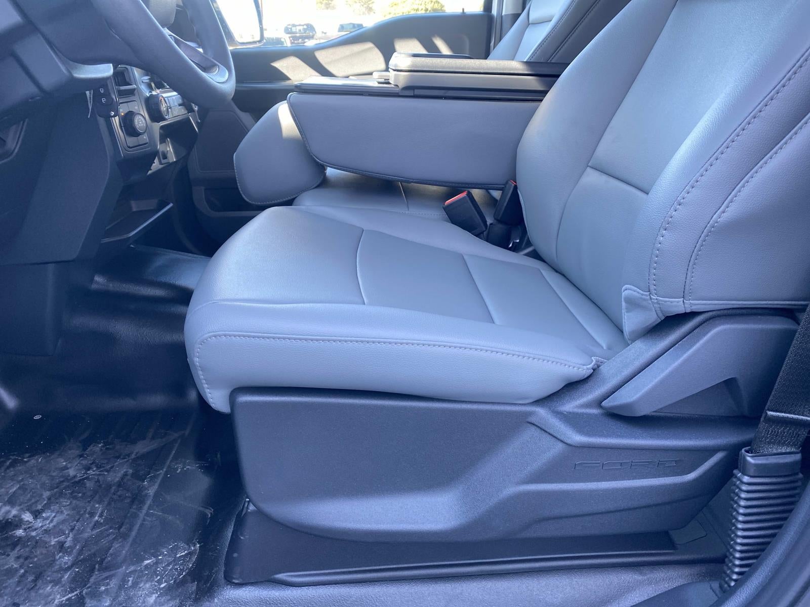 2026 Ford F-150 XL 4WD SuperCrew 5.5' Box