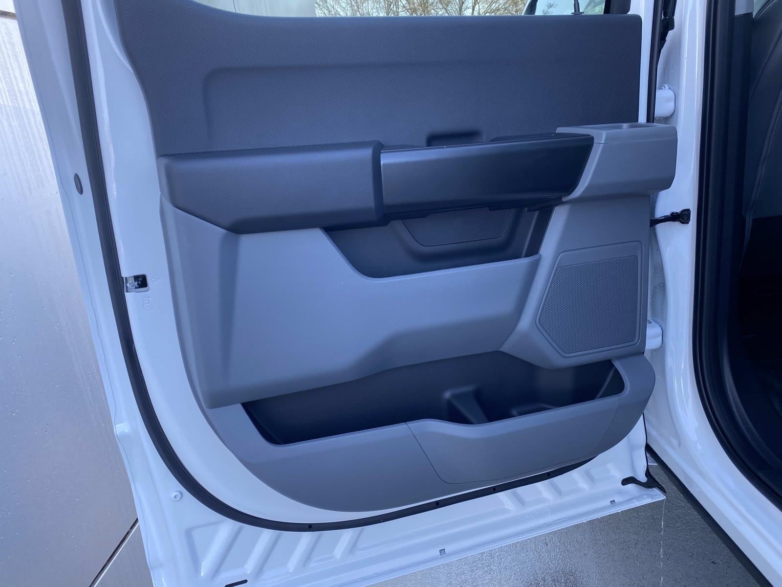 2026 Ford F-150 XL 4WD SuperCrew 5.5' Box