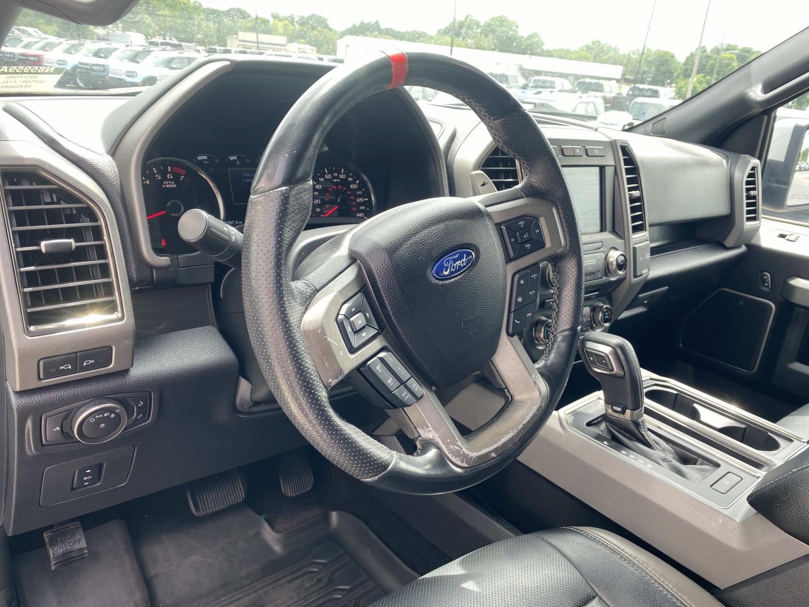 2017 Ford F-150 Raptor 4WD SuperCrew 5.5' Box
