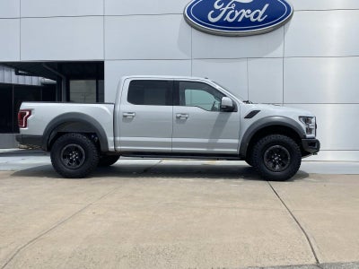 2017 Ford F-150 Raptor 4WD SuperCrew 5.5' Box