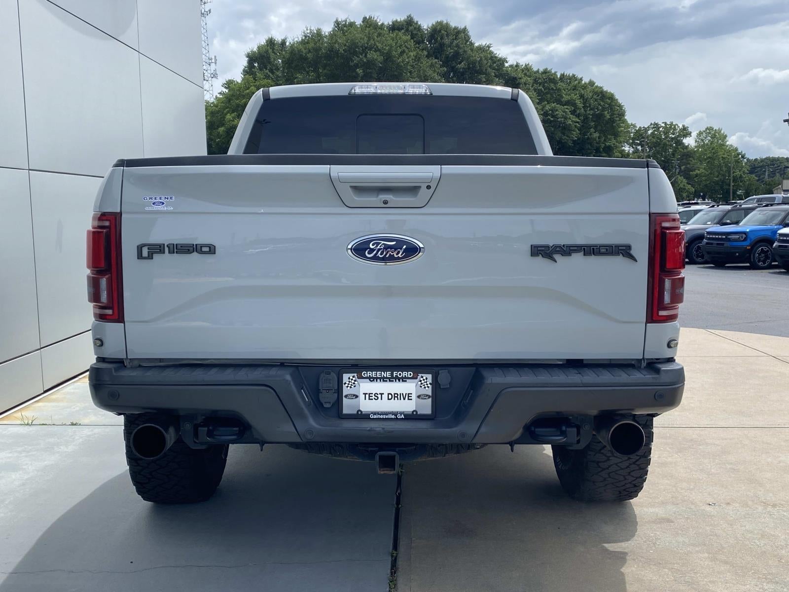 2017 Ford F-150 Raptor 4WD SuperCrew 5.5' Box