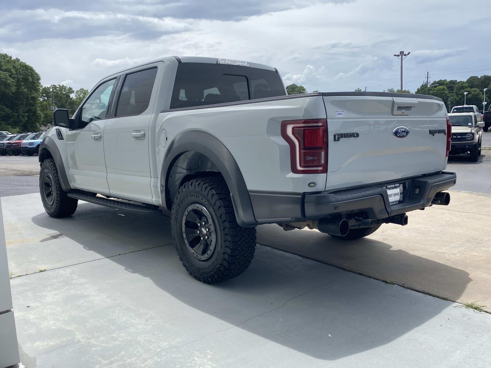 2017 Ford F-150 Raptor 4WD SuperCrew 5.5' Box