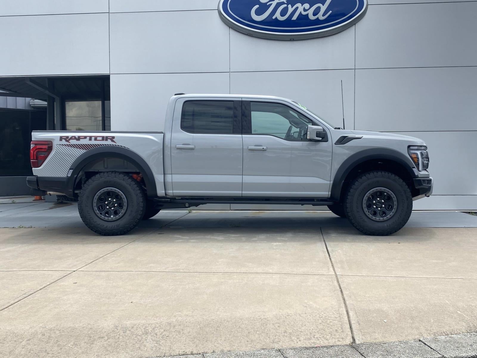 2026 Ford F-150 Raptor 4WD SuperCrew 5.5' Box