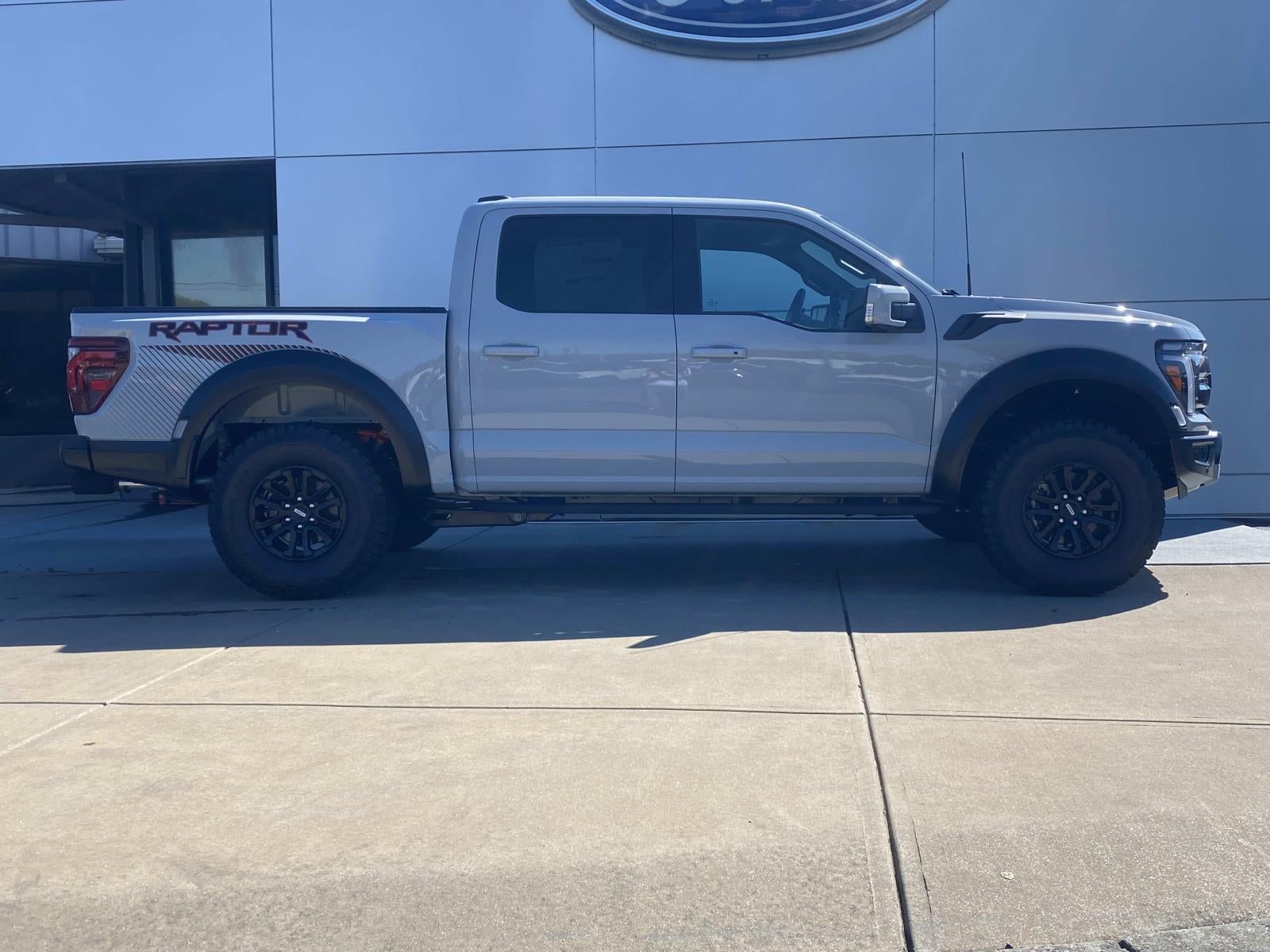 2026 Ford F-150 Raptor 4WD SuperCrew 5.5' Box