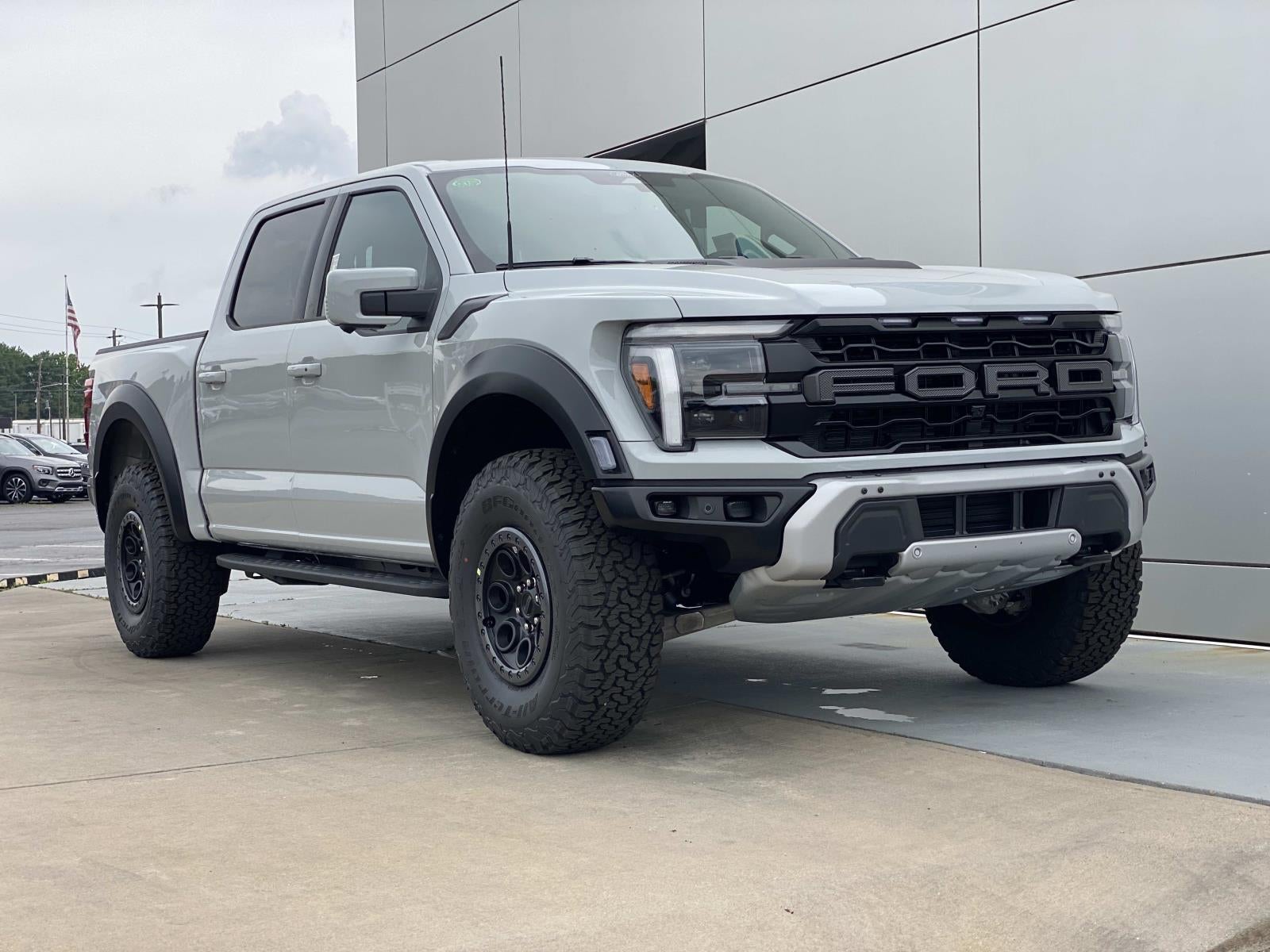 2026 Ford F-150 Raptor 4WD SuperCrew 5.5' Box