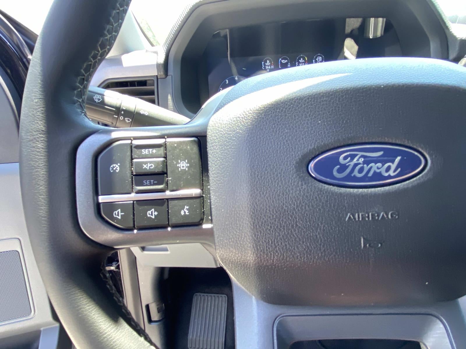 2025 Ford F-150 XLT 4WD SuperCrew 5.5' Box