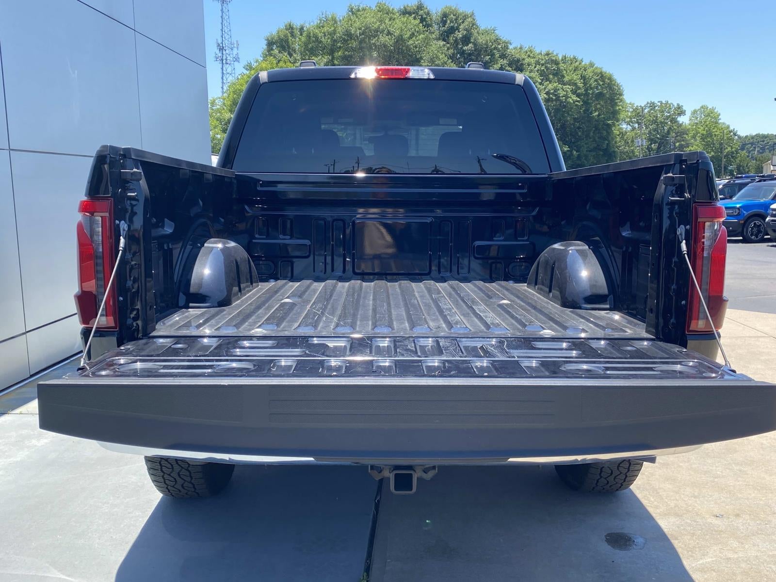 2025 Ford F-150 XLT 4WD SuperCrew 5.5' Box