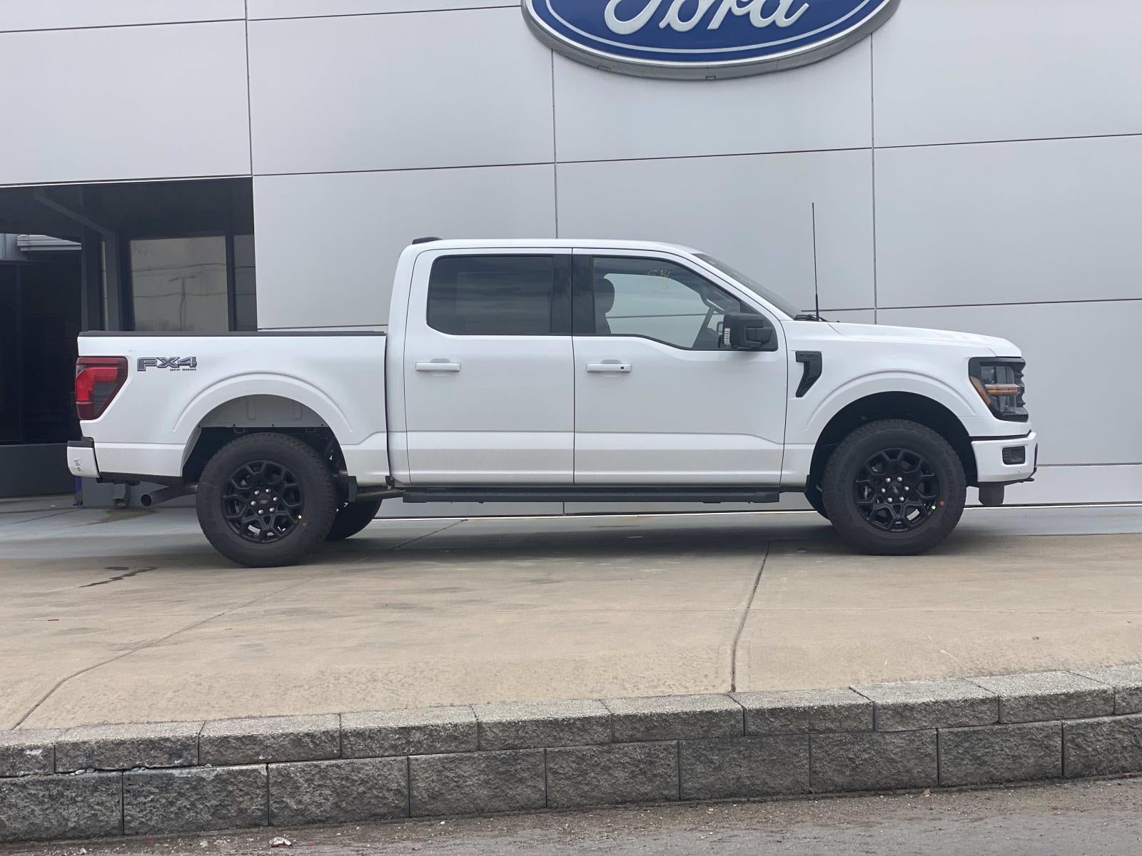 2026 Ford F-150 XLT 4WD SuperCrew 5.5' Box