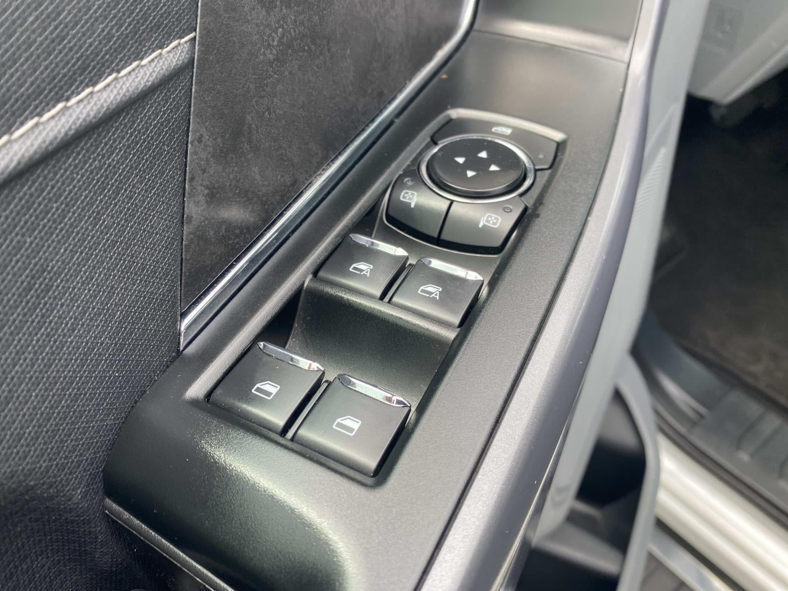 2025 Ford F-150 XLT 4WD SuperCrew 5.5' Box