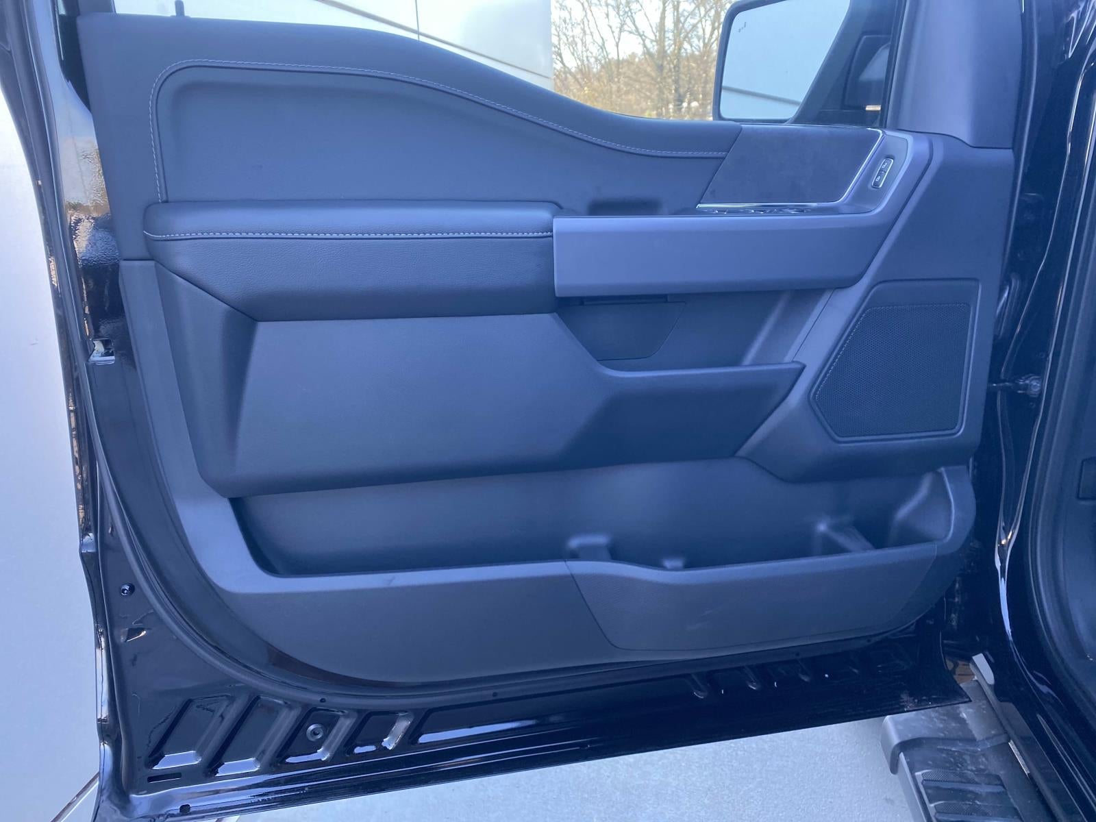 2025 Ford F-150 XLT 4WD SuperCrew 5.5' Box