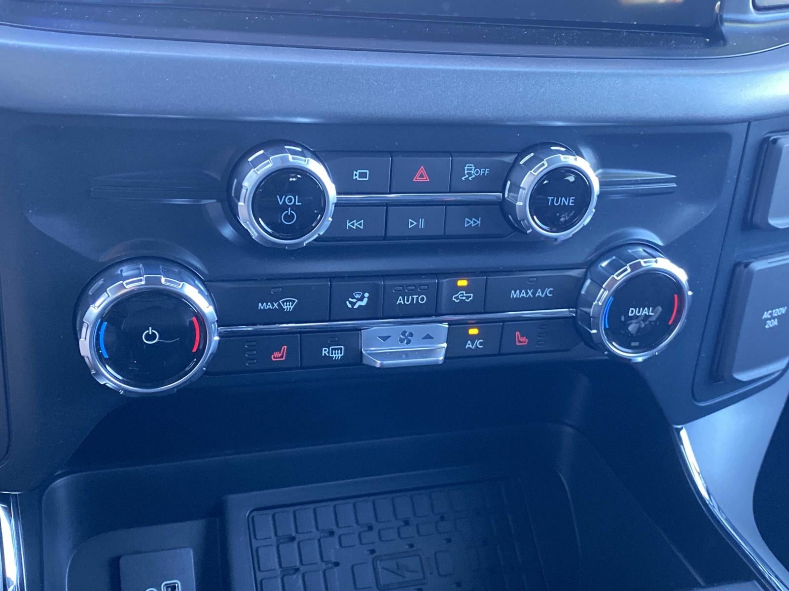 2025 Ford F-150 XLT 4WD SuperCrew 5.5' Box