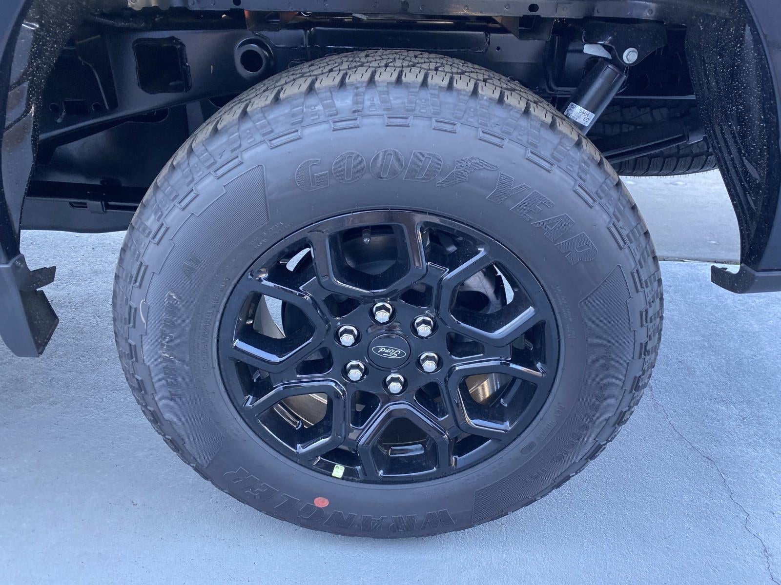 2025 Ford F-150 XLT 4WD SuperCrew 5.5' Box