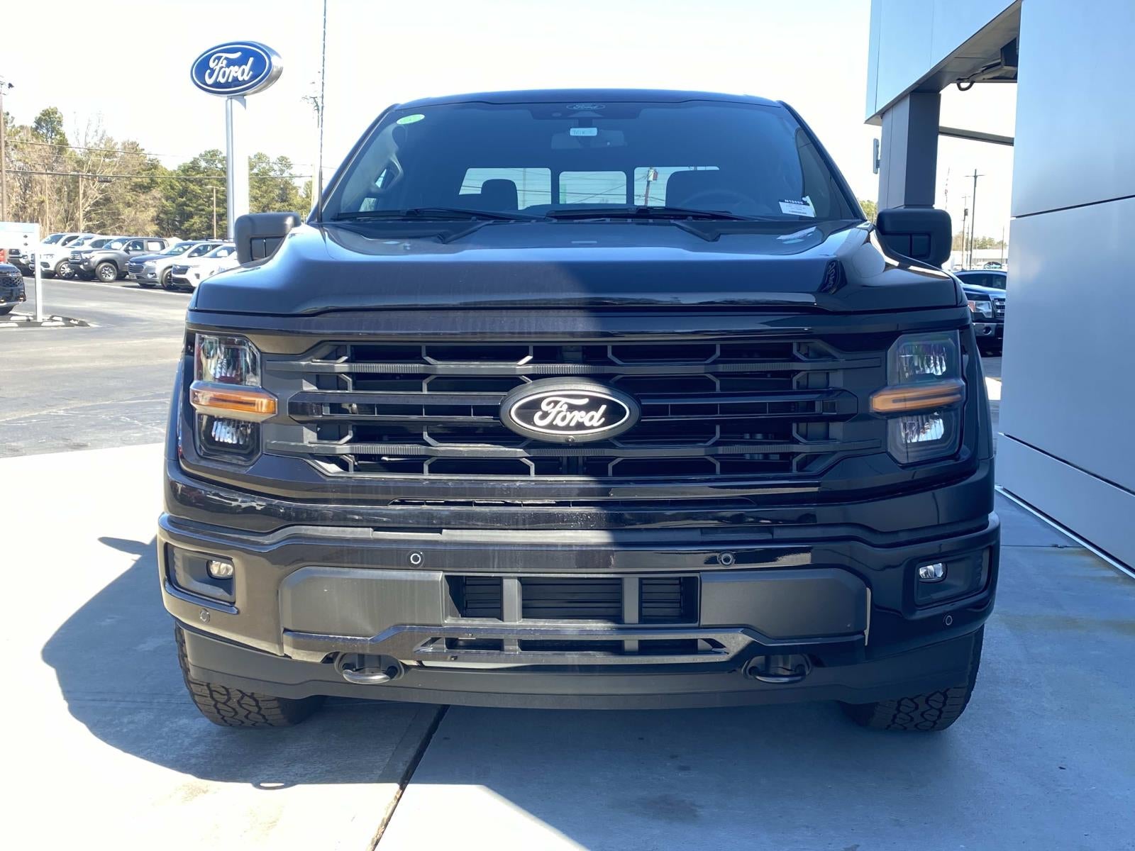 2025 Ford F-150 XLT 4WD SuperCrew 5.5' Box