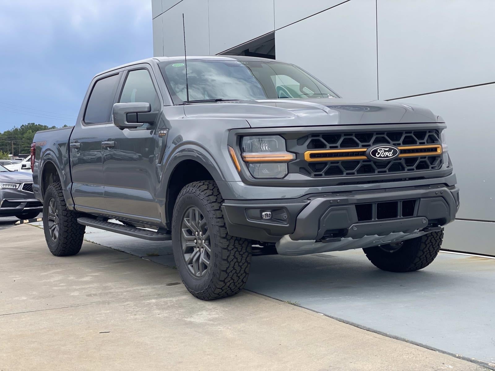 2026 Ford F-150 Tremor 4WD SuperCrew 5.5' Box
