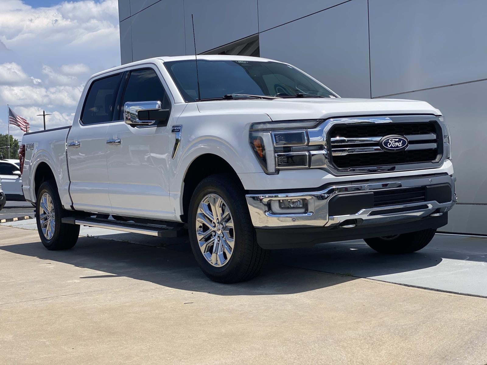 2024 Ford F-150 LARIAT 4WD SuperCrew 5.5' Box