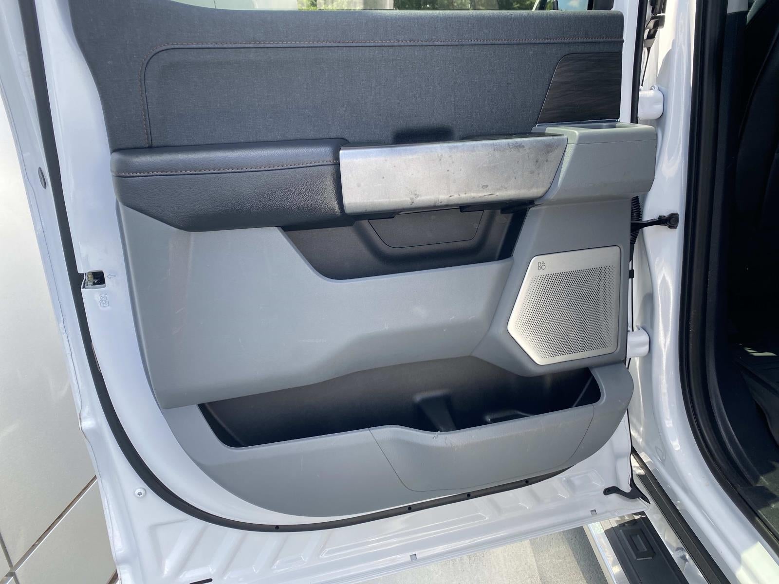 2024 Ford F-150 LARIAT 4WD SuperCrew 5.5' Box