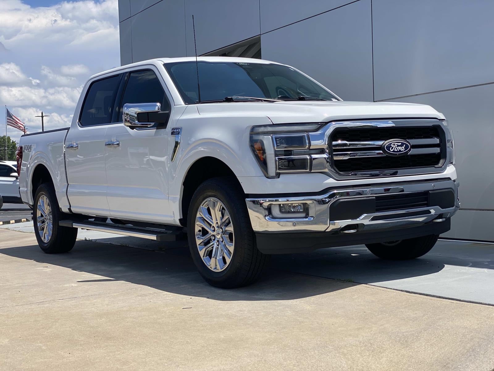2024 Ford F-150 LARIAT 4WD SuperCrew 5.5' Box