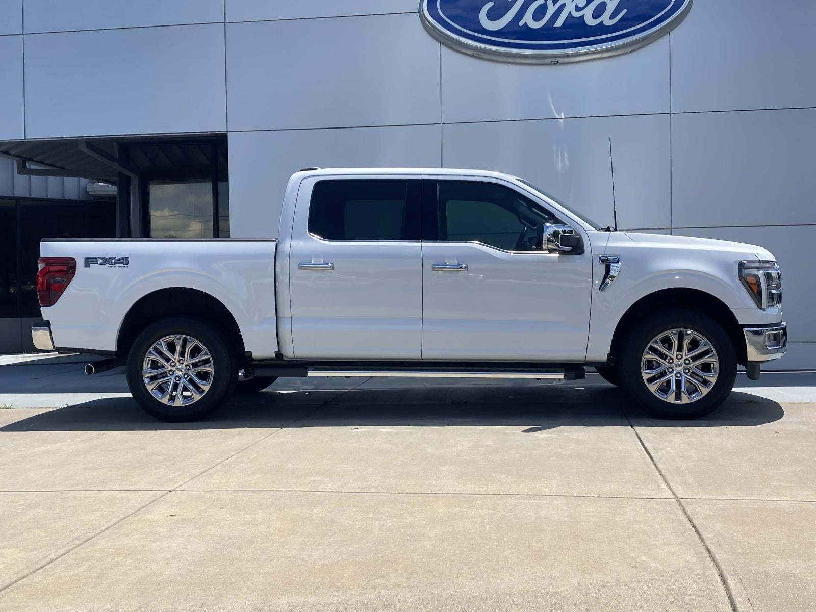 2024 Ford F-150 LARIAT 4WD SuperCrew 5.5' Box