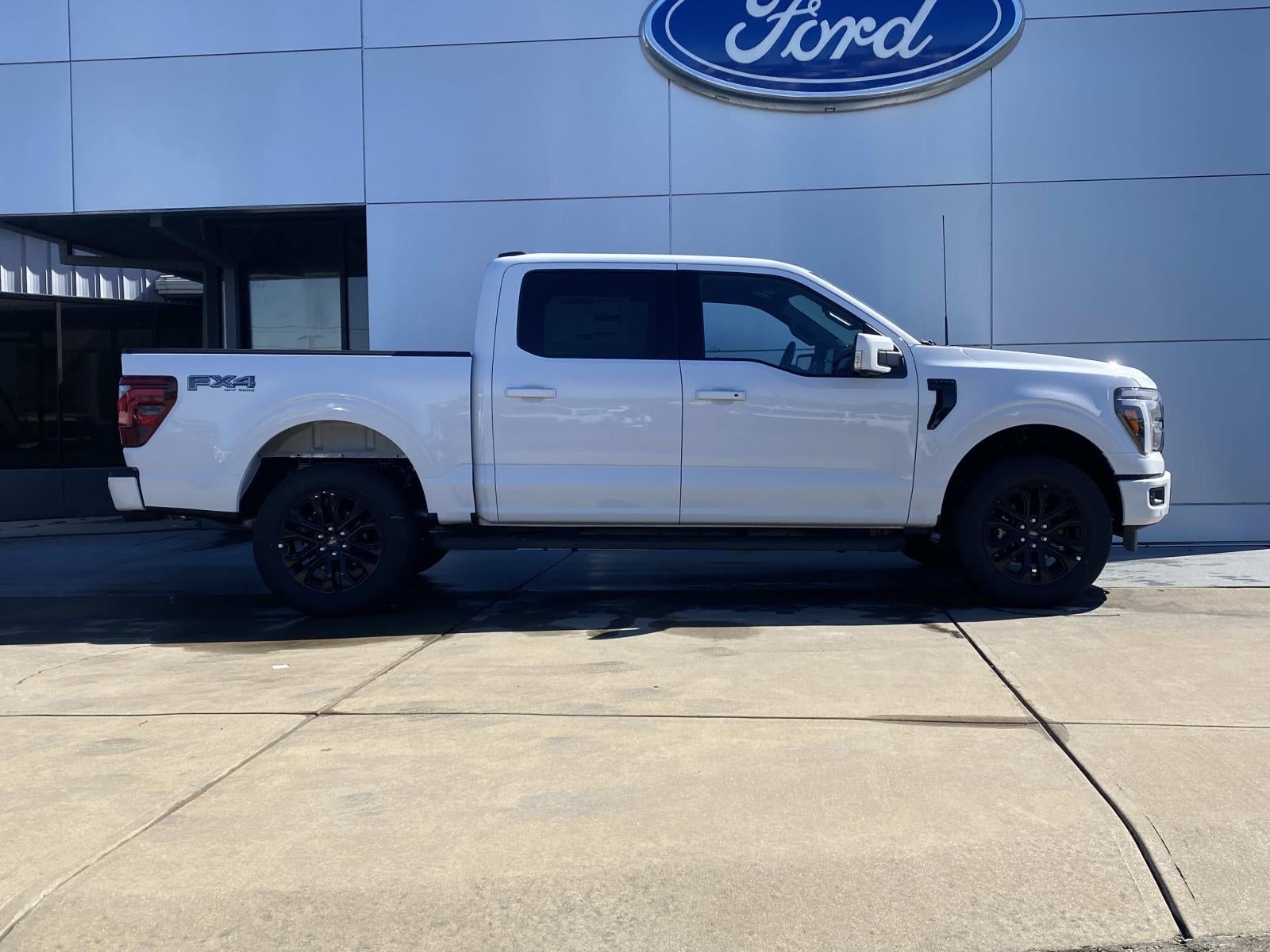 2025 Ford F-150 LARIAT 4WD SuperCrew 5.5' Box