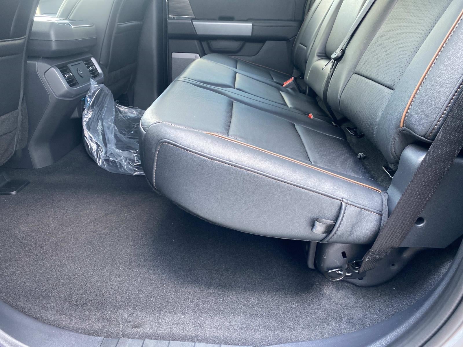 2026 Ford F-150 LARIAT 4WD SuperCrew 5.5' Box