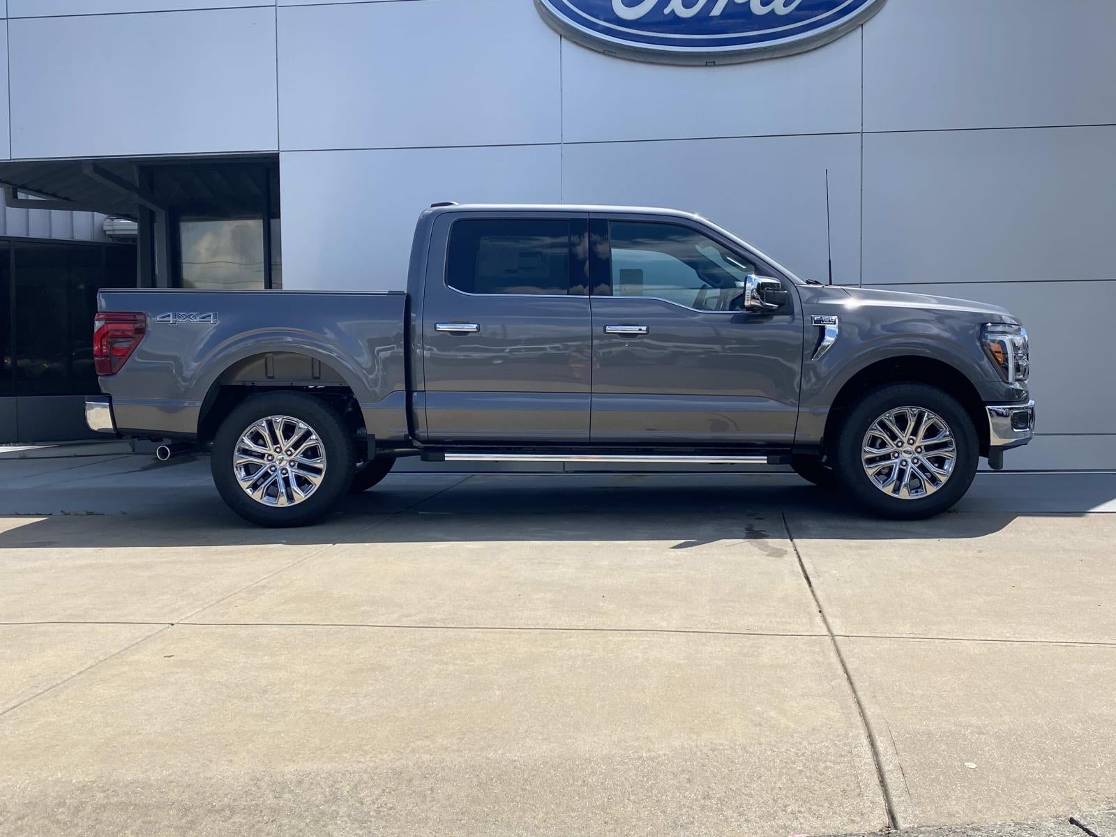 2026 Ford F-150 LARIAT 4WD SuperCrew 5.5' Box