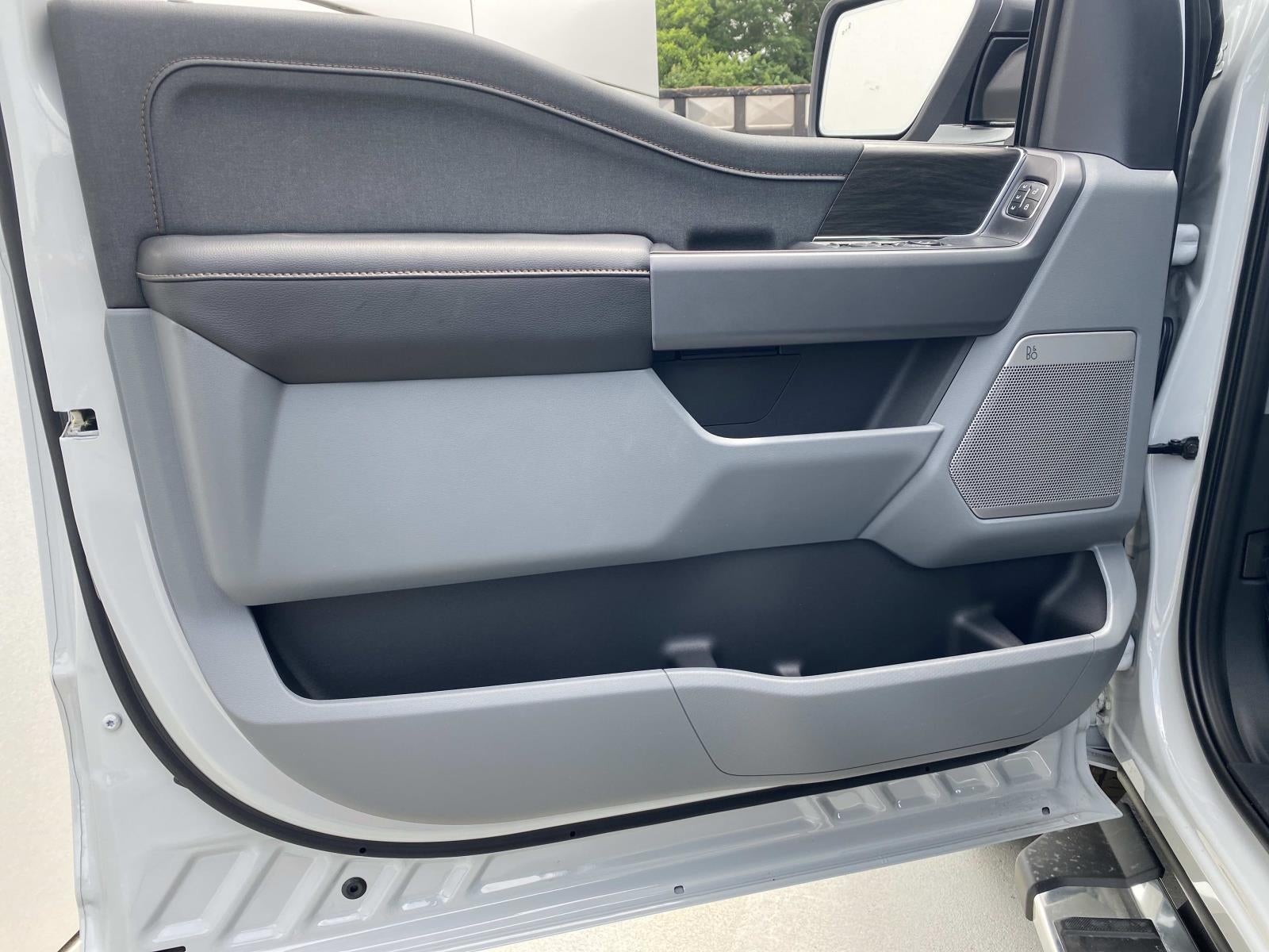 2026 Ford F-150 LARIAT 4WD SuperCrew 5.5' Box