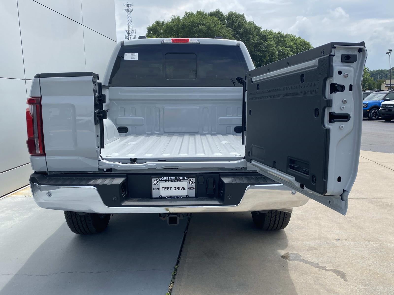2026 Ford F-150 LARIAT 4WD SuperCrew 5.5' Box