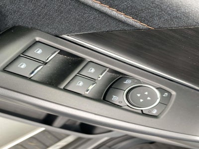 2025 Ford F-150 LARIAT 4WD SuperCrew 5.5' Box