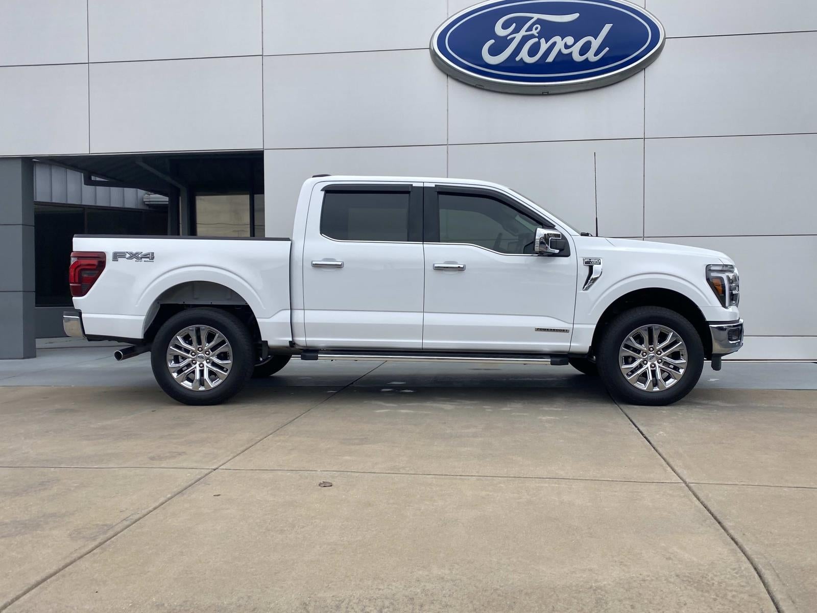 2025 Ford F-150 LARIAT 4WD SuperCrew 5.5' Box
