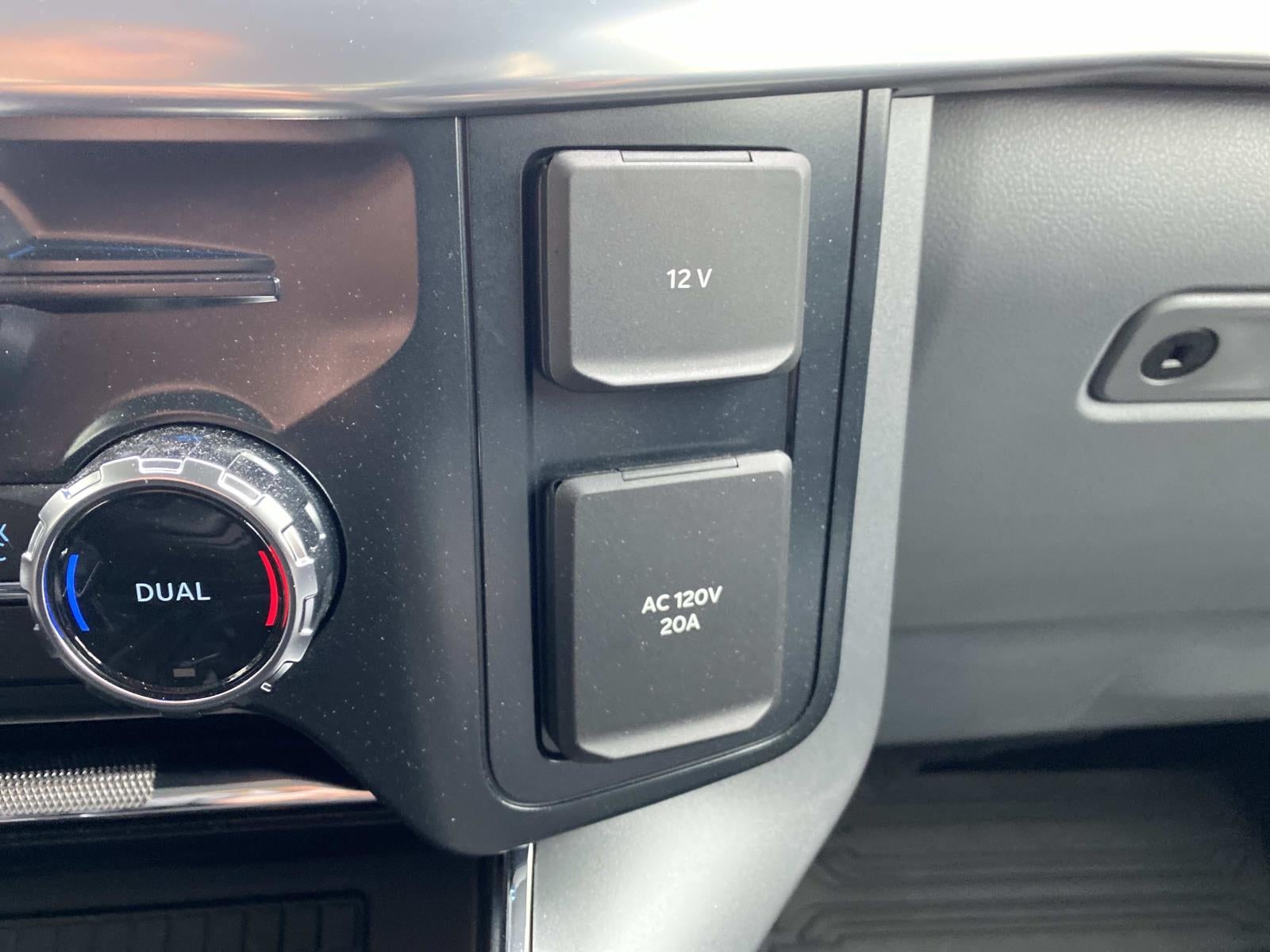 2025 Ford F-150 LARIAT 4WD SuperCrew 5.5' Box