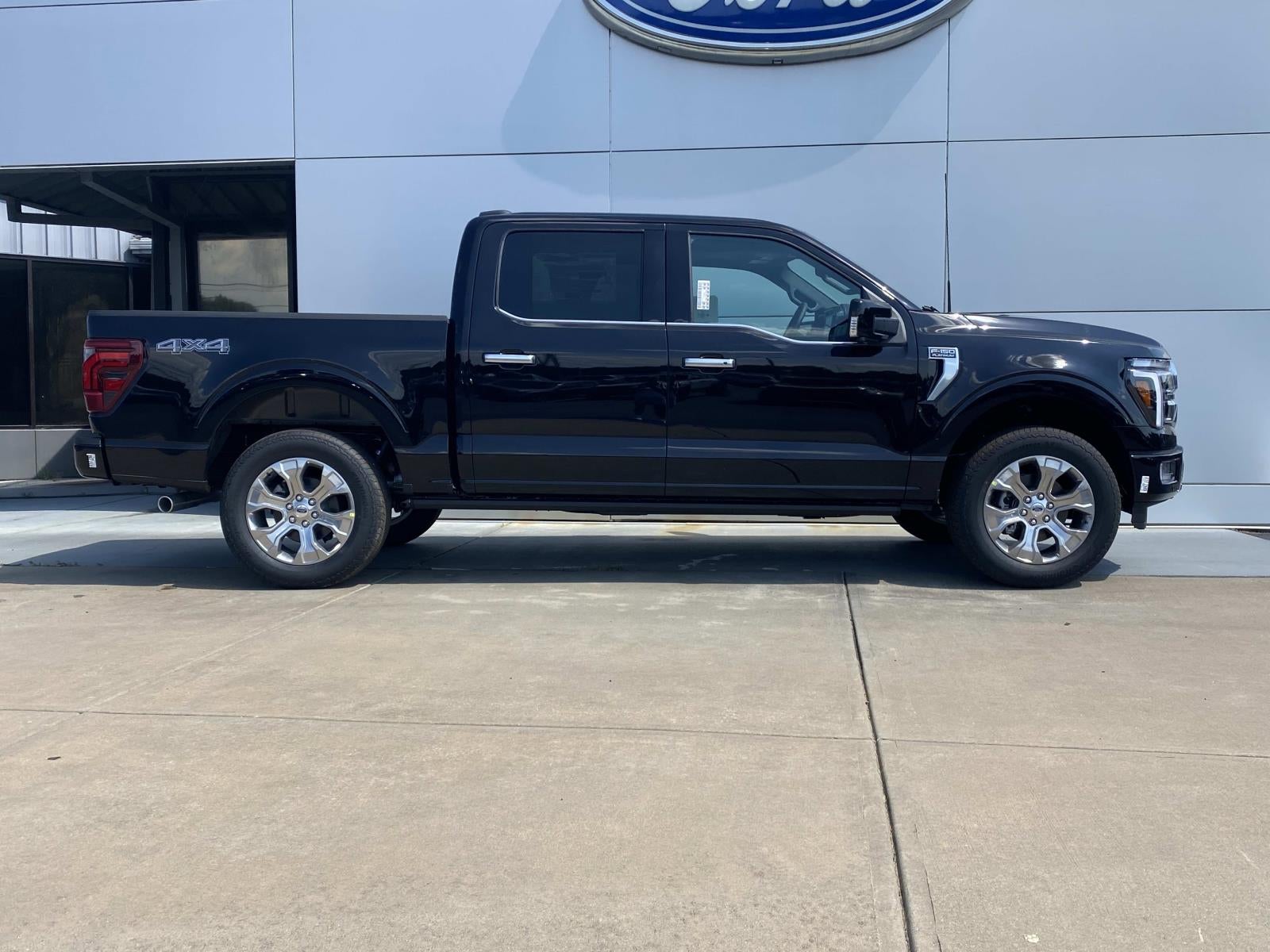 2026 Ford F-150 Platinum photo 3