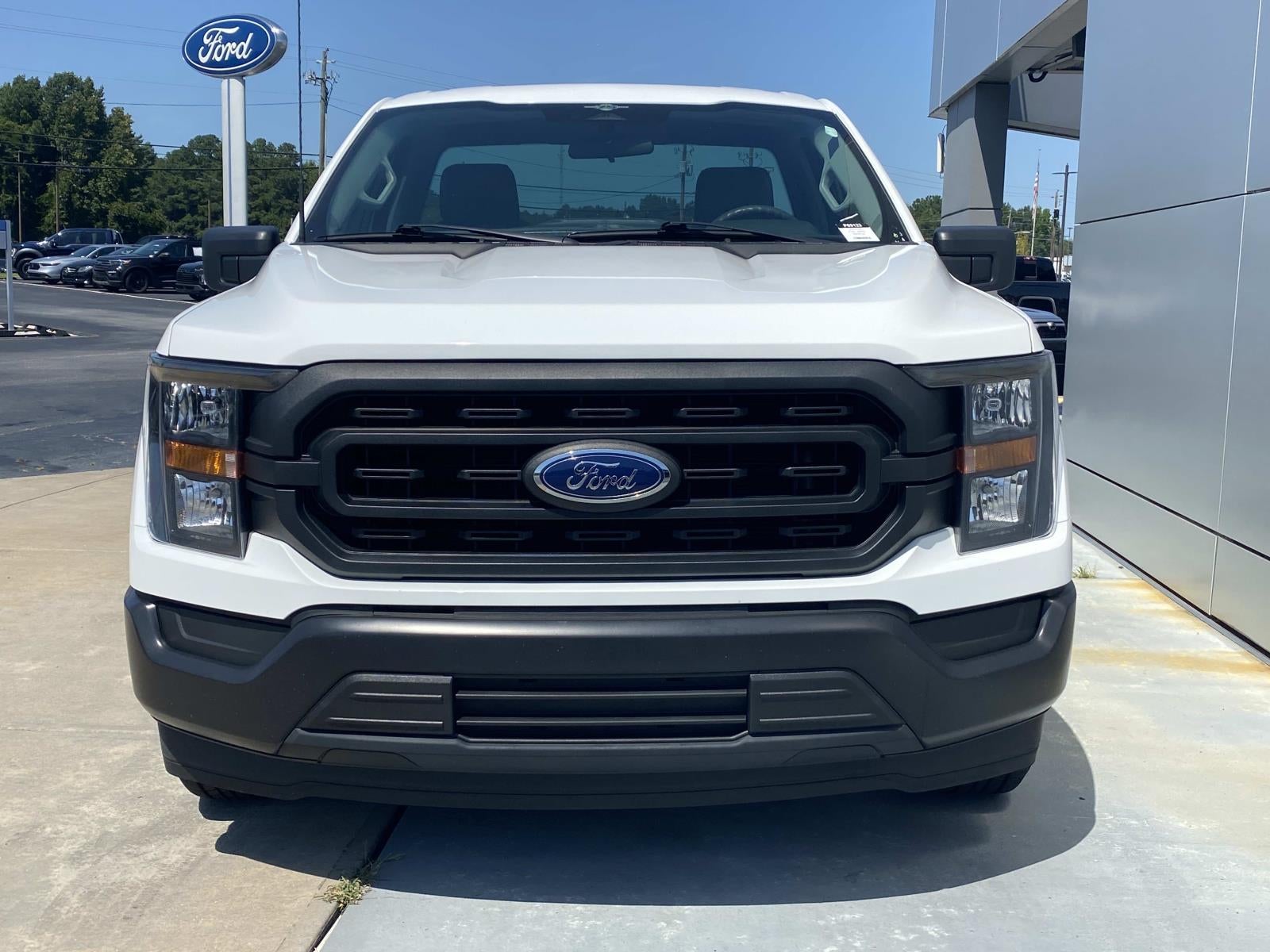 2023 Ford F-150 XL 2WD Reg Cab 6.5' Box
