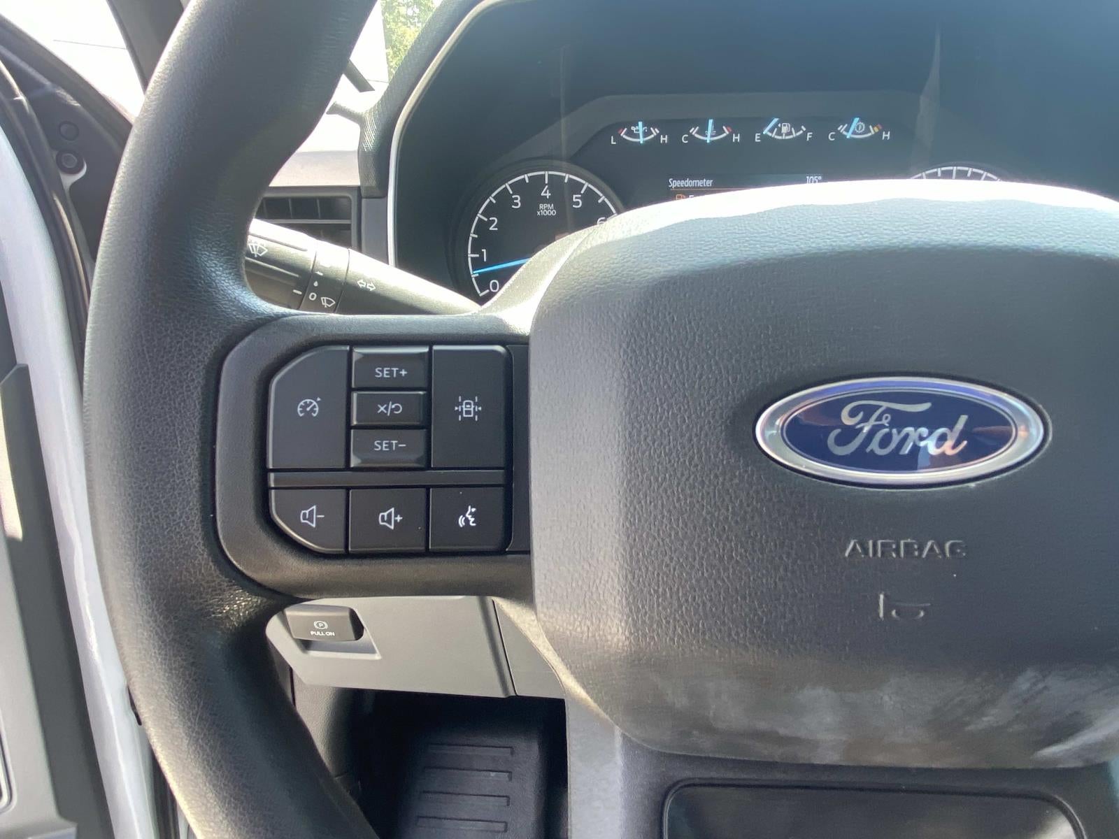 2023 Ford F-150 XL 2WD Reg Cab 6.5' Box