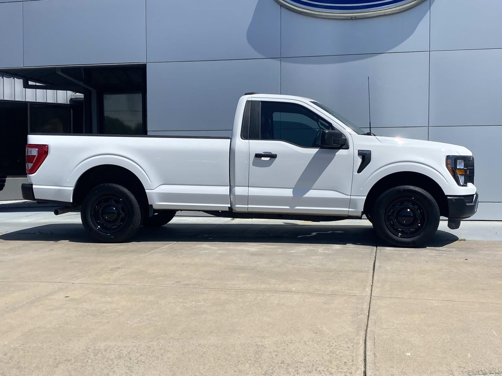 2023 Ford F-150 XL 2WD Reg Cab 6.5' Box