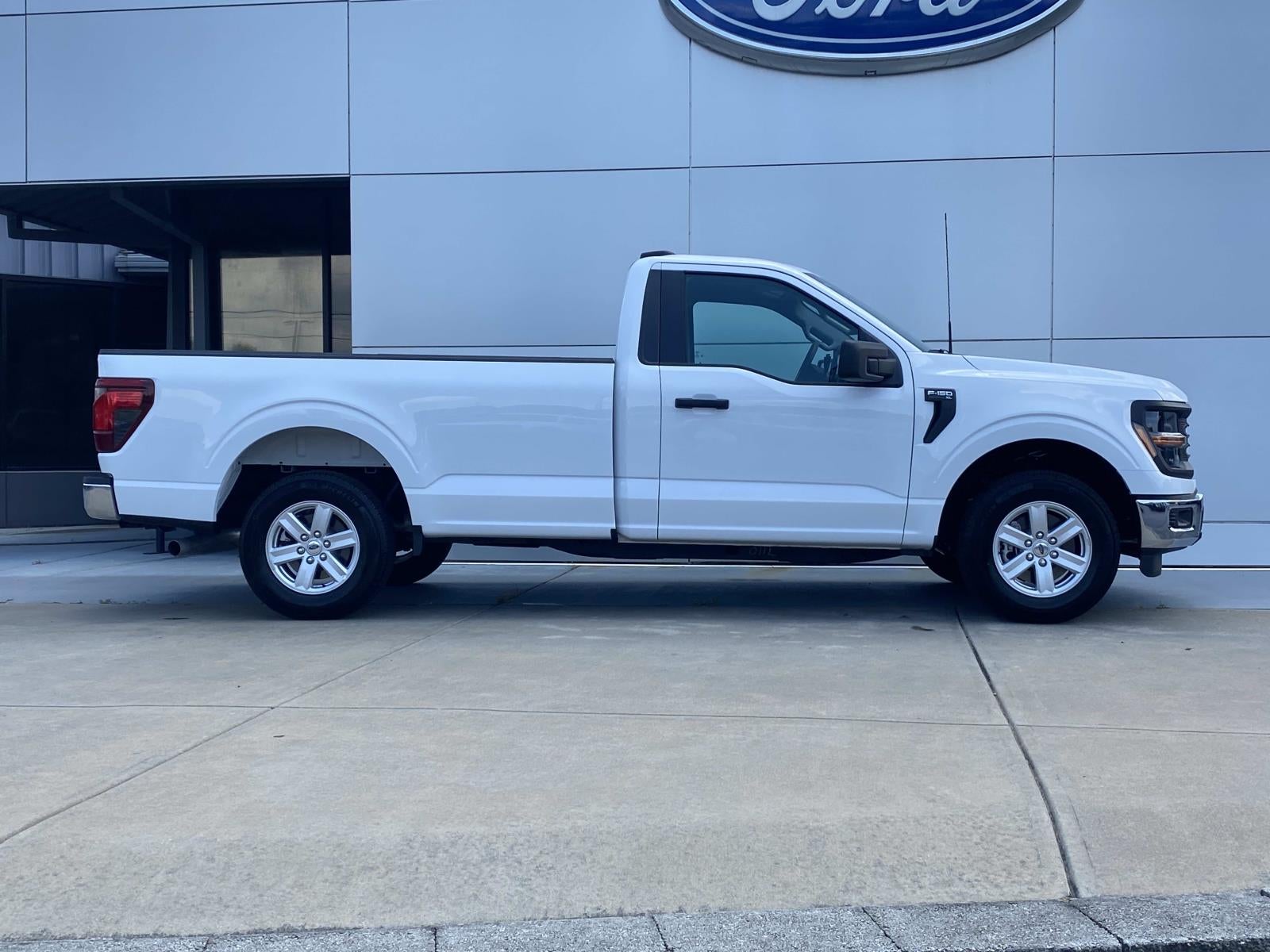 2025 Ford F-150 XL 2WD Reg Cab 8' Box