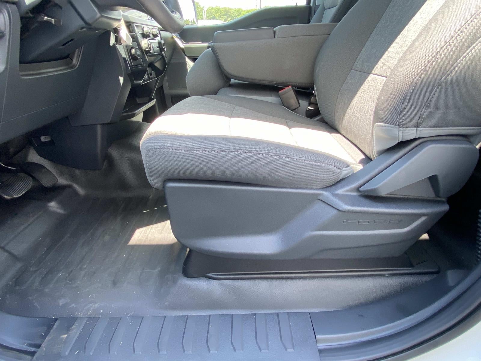 2026 Ford F-150 XL 2WD Reg Cab 8' Box