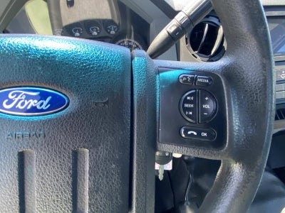 2015 Ford Super Duty F-350 SRW 4WD Reg Cab 137 XL
