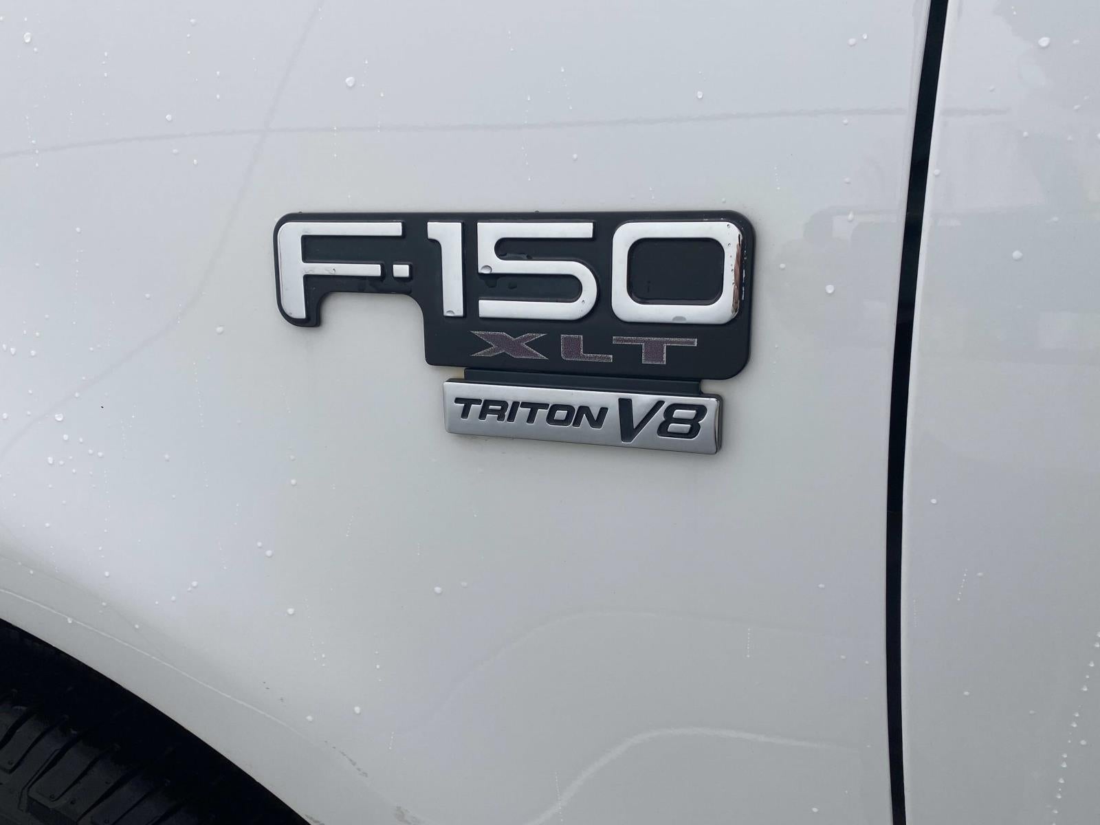 2002 Ford F-150 SuperCrew 139 XLT