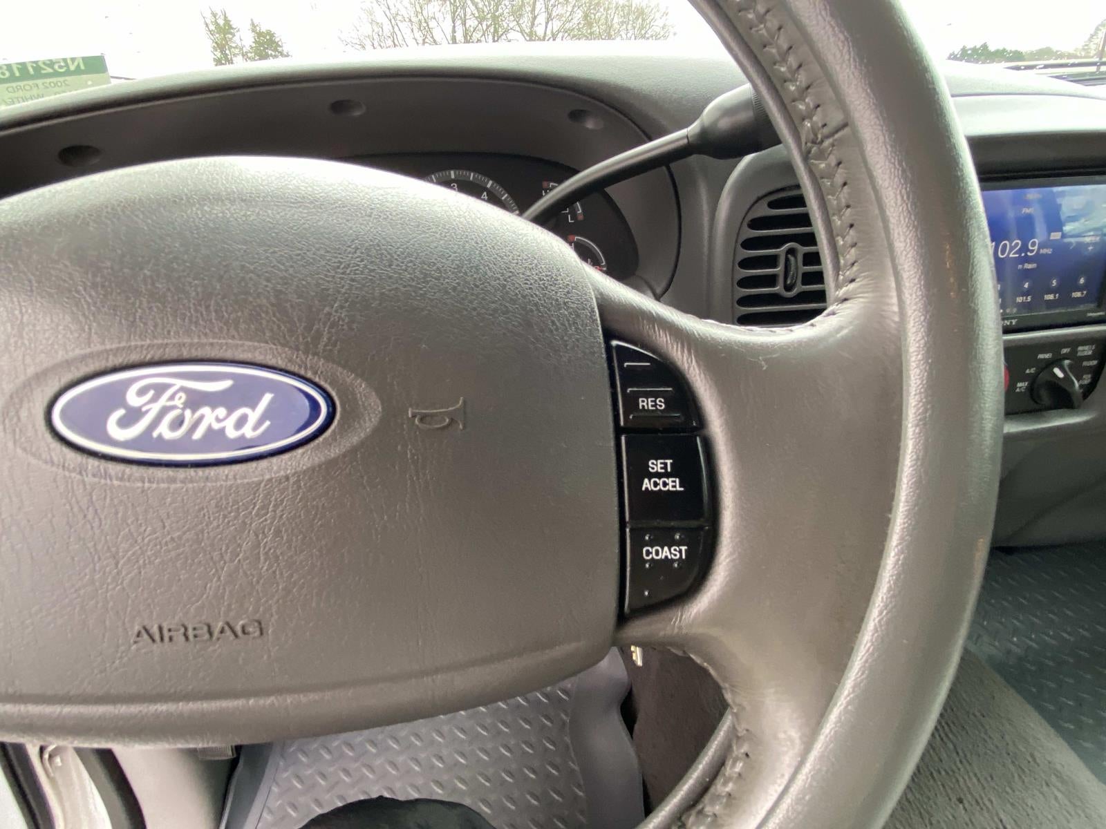 2002 Ford F-150 SuperCrew 139 XLT