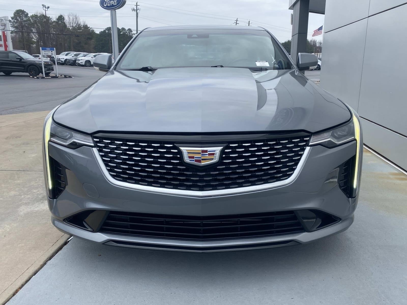 2021 Cadillac CT4 4dr Sdn Premium Luxury