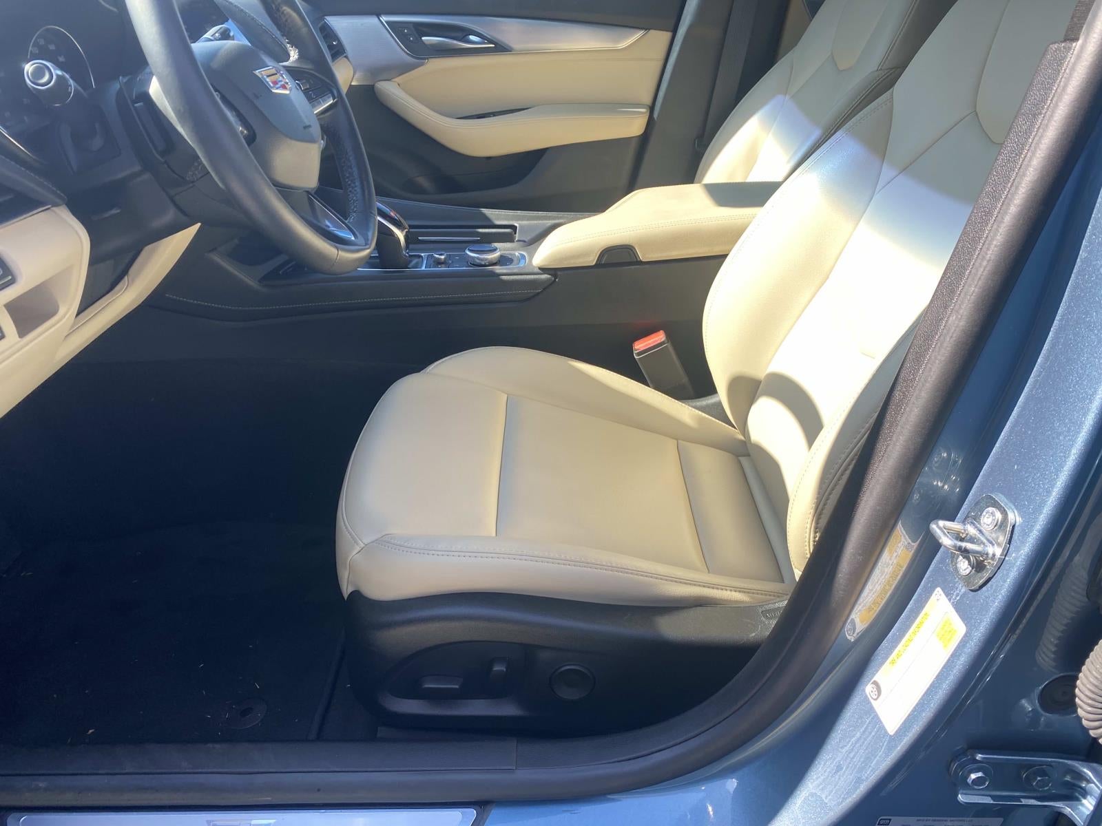 2024 Cadillac CT5 4dr Sdn Luxury