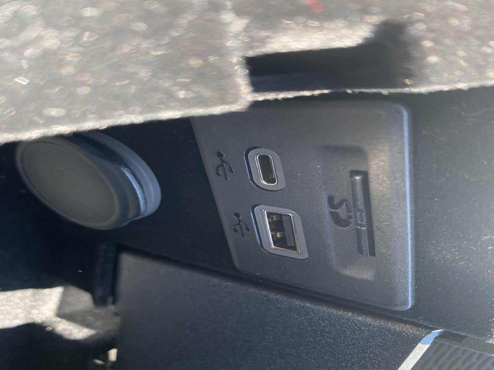 2024 Cadillac CT5 4dr Sdn Luxury