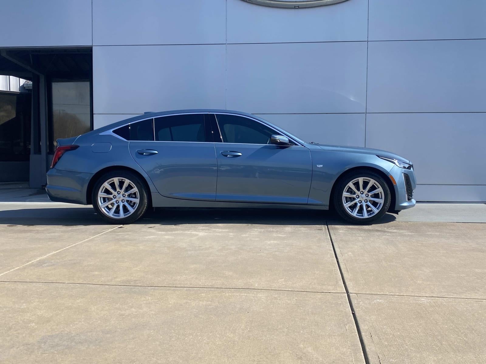 2024 Cadillac CT5 4dr Sdn Luxury